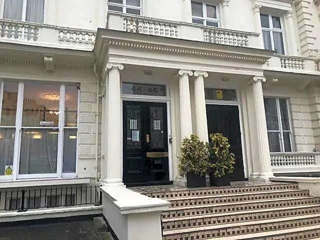 Leinster House Hostel London